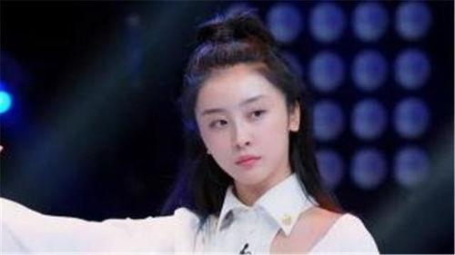 娱乐吃瓜君赵小棠小说,娱乐吃瓜界的风云人物  第2张